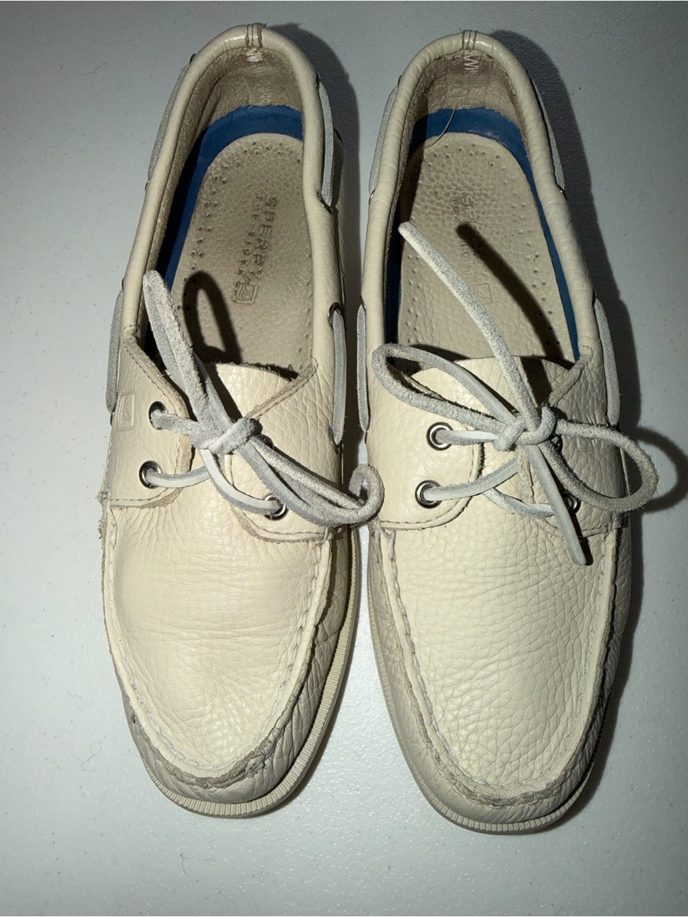 Sperry Women’s Cream Leather Moccasin Boat Shoes with Blue Insole Accent